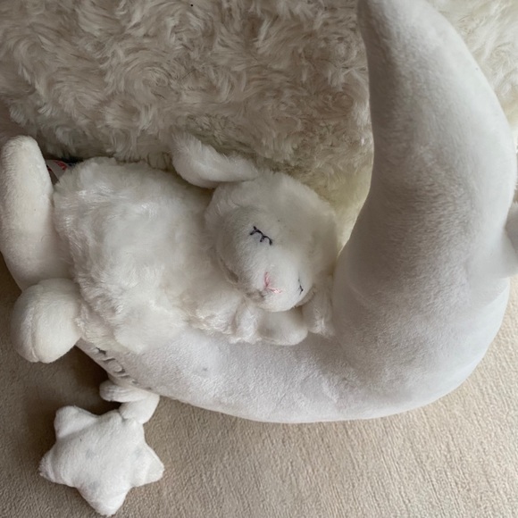 Absolutely Precious GUND BABY WINKY LAMB ON MOON PULL-STRING MUSICAL TOY NWT - Picture 6 of 16